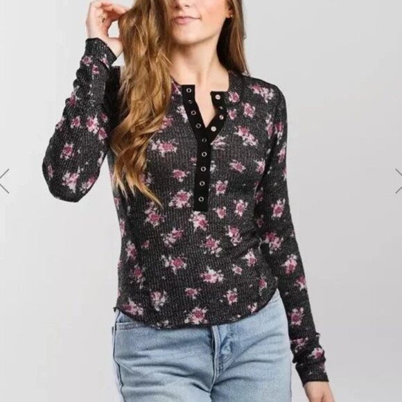 Free People Tops - FREE PEOPLE One Of The Girls Henley in Black Combo